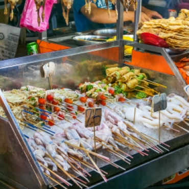 Frogs and squid for grilling at Jalan Alor