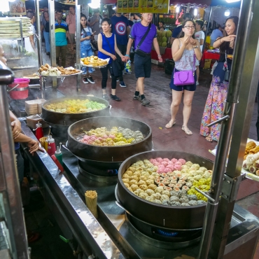 Dumplings at Jalan Alar food street