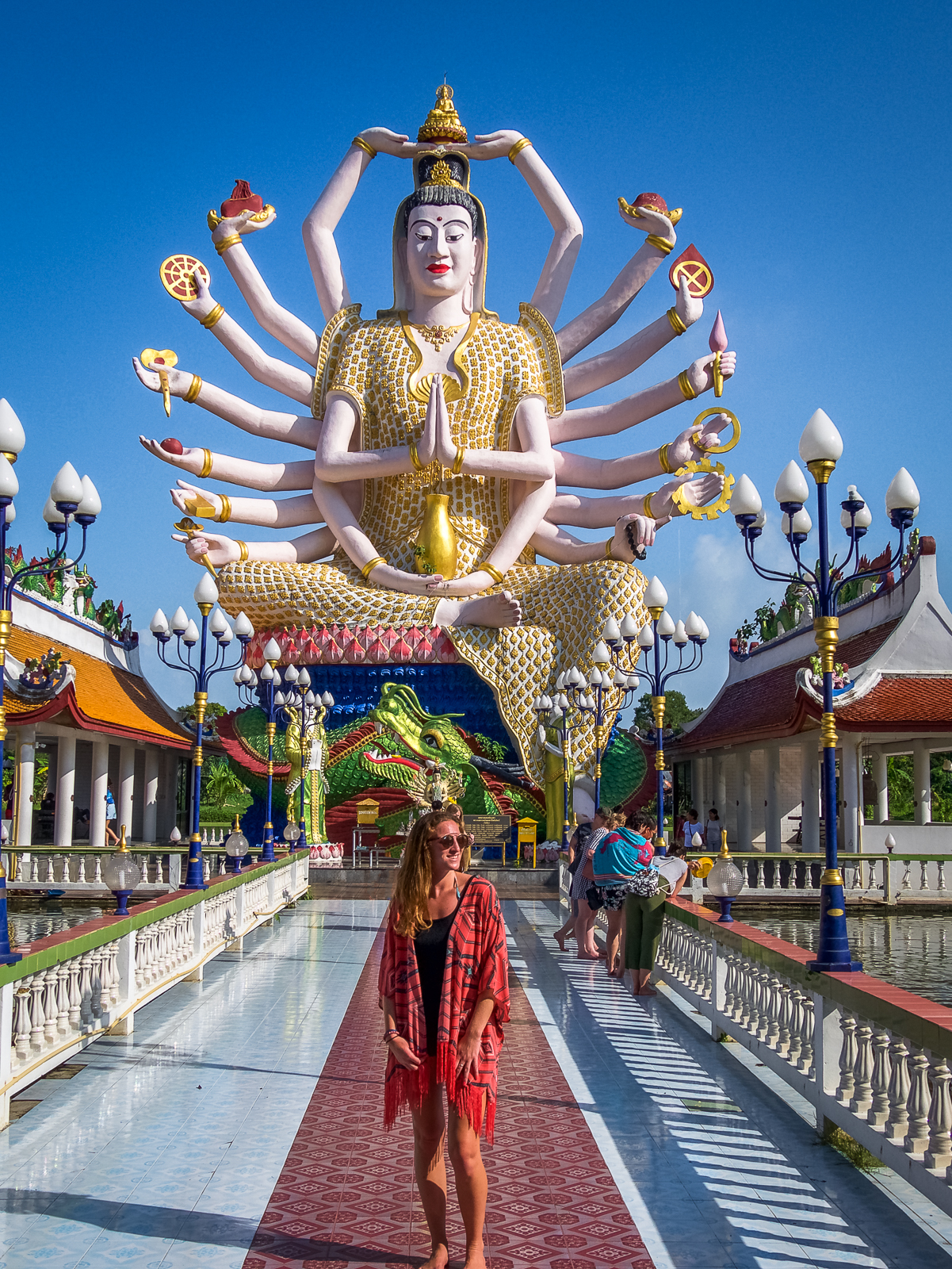 18 armed Guanyin statue at Wat Plai Laem