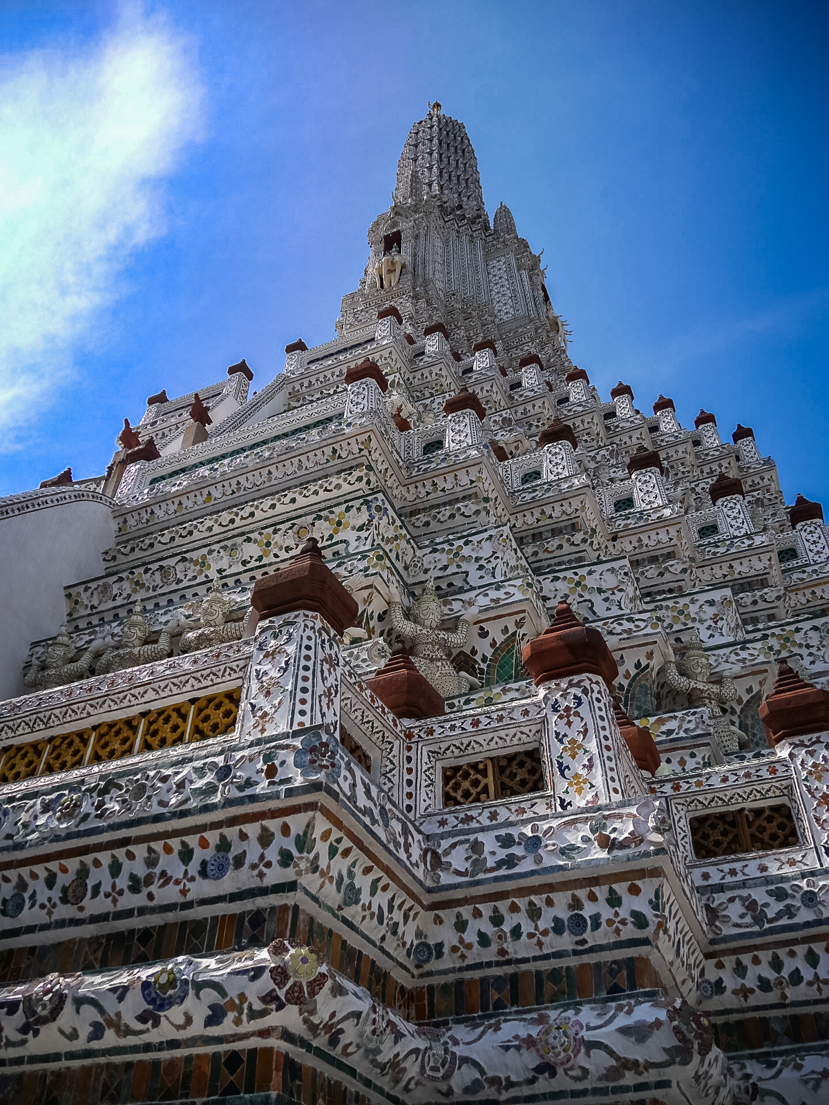 Wat Arun up close