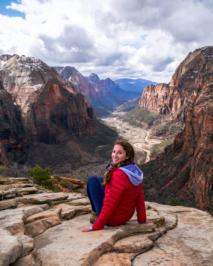 Mountain view of Angel's Landing in Zion National Park in Utah